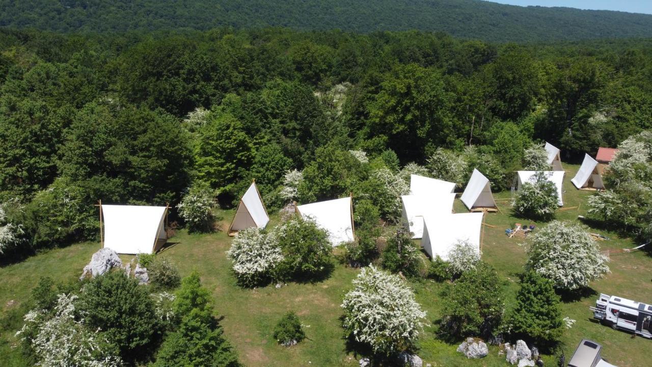 Kampaoh Sierra De Urbasa Hotel Bacáicoa Buitenkant foto